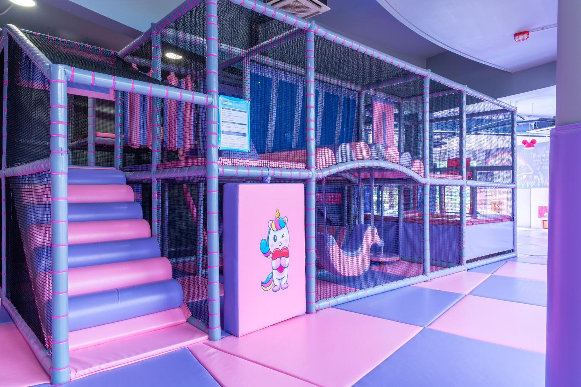 Miraggio Thermal Spa Resort Paliouri Bagian luar foto The indoor playground at the centre