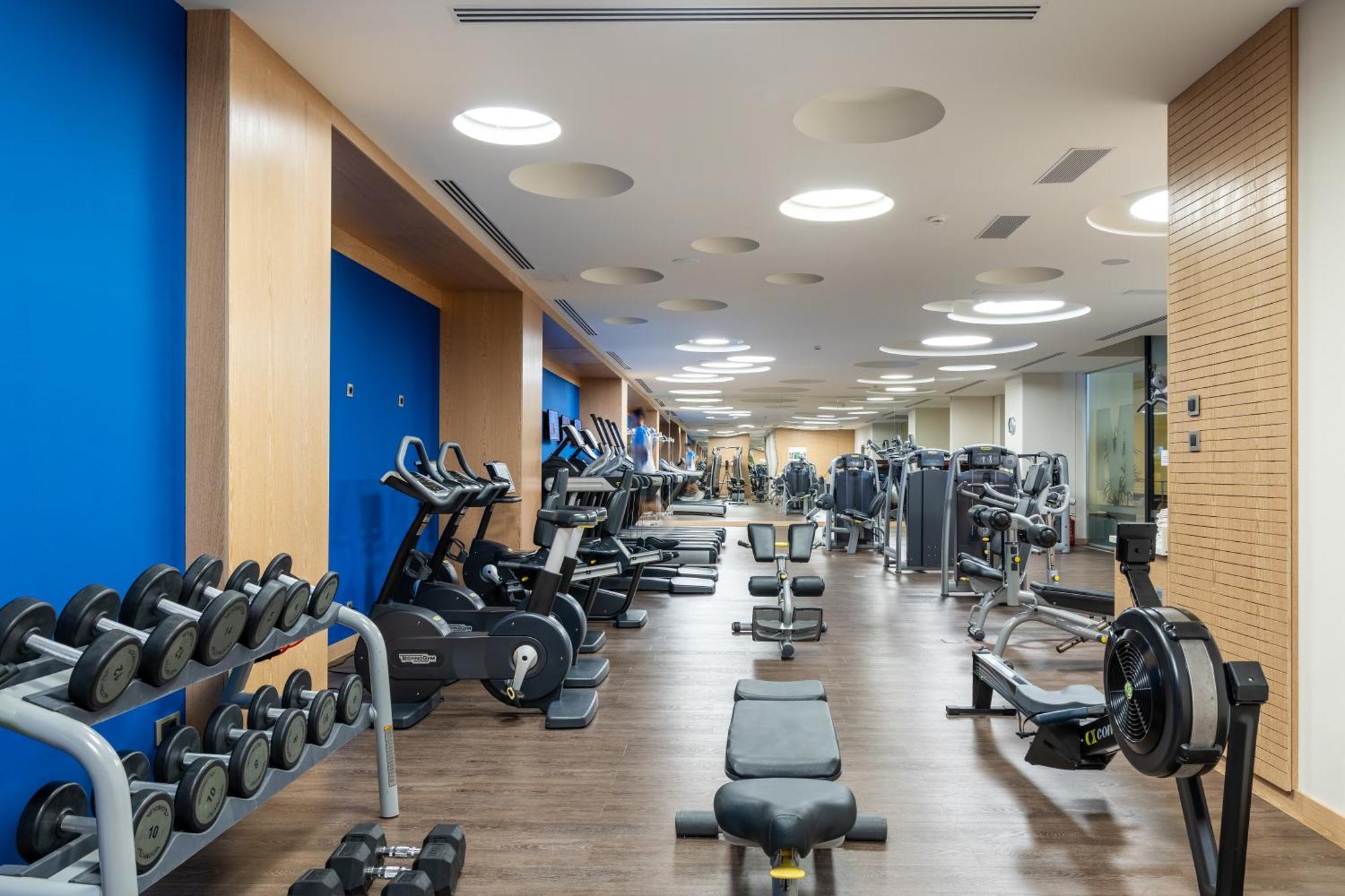 Miraggio Thermal Spa Resort Paliouri Bagian luar foto The gym at the hotel